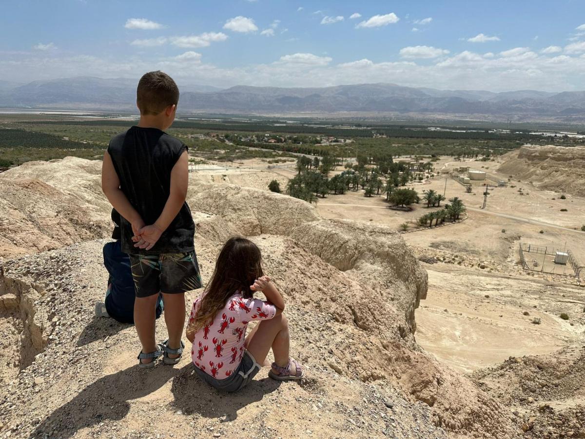 Belfer'S Dead Sea Cabins Neot HaKikar ภายนอก รูปภาพ