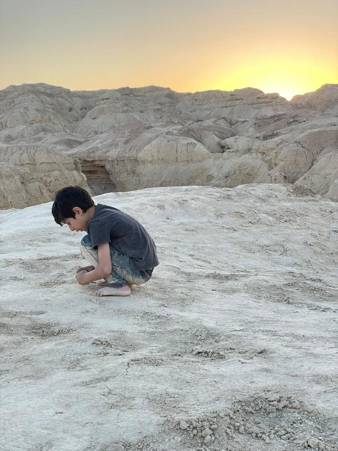 Belfer'S Dead Sea Cabins Neot HaKikar ภายนอก รูปภาพ