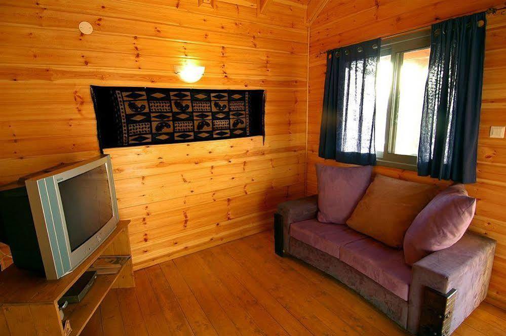 Belfer'S Dead Sea Cabins Neot HaKikar ภายนอก รูปภาพ