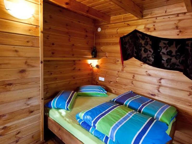 Belfer'S Dead Sea Cabins Neot HaKikar ภายนอก รูปภาพ